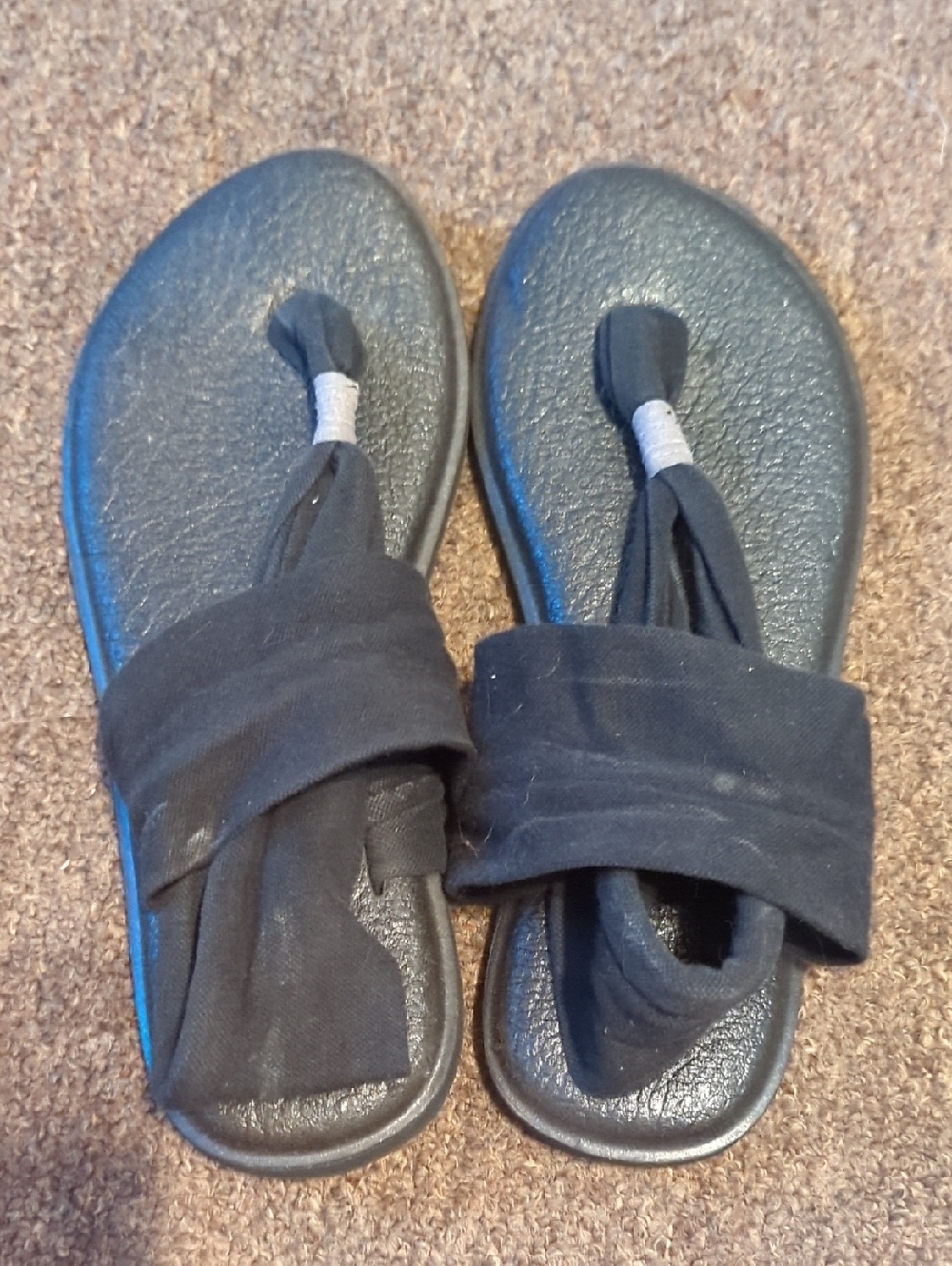 Sanuk Black Sandles